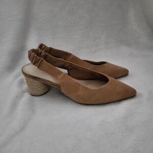 SALE 2/$25 Mi. iM Womens Tan‎ Brown Pointed Toes Slingback Round Heels Size 8.5